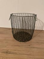 Mand zwart, Ophalen, Zo goed als nieuw, Rond, Riet