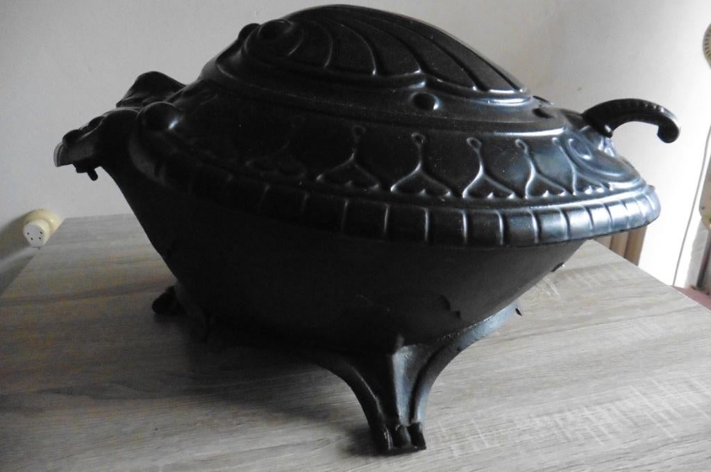 Antieke gietijzeren kolenbak, Antiek en Kunst, Antiek | Woonaccessoires, Ophalen