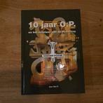 10 Jaar O.P. Boek + CD - Osdorppossee Nederhop, Verzenden, Zo goed als nieuw, Boek, Tijdschrift of Artikel