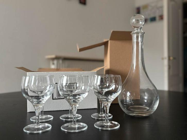 Wijnglazen set met gieter, Antiek en Kunst, Antiek | Glas en Kristal, Ophalen of Verzenden