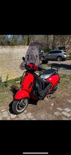 Vespa Sprint + beendeken, Fietsen en Brommers, Scooters | Vespa, Ophalen, Maximaal 45 km/u, Vespa S, Zo goed als nieuw