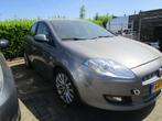 Fiat Bravo 1.4 16V  140 Start/stop 2011 Grijs Moter Schade, Voorwielaandrijving, Stof, Zwart, 4 cilinders