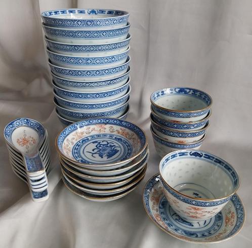 Wanyu - 30 delig Chinees Rijstkorrel porselein - 1920, Antiek en Kunst, Antiek | Servies los, Ophalen