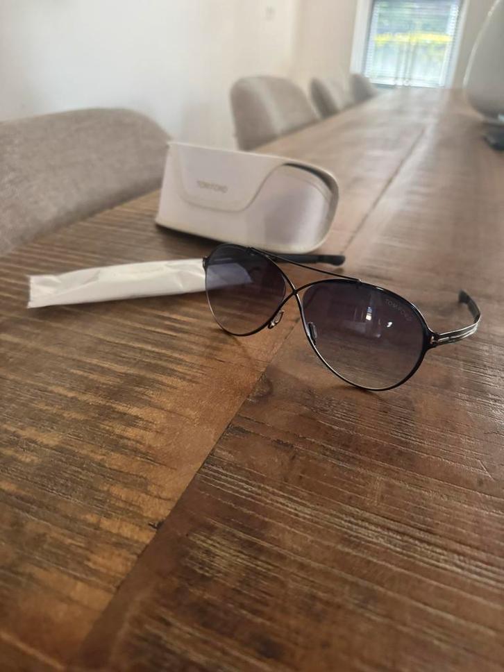 Originele  tom Ford zonnebril (nieuw) met factuur, Sieraden, Tassen en Uiterlijk, Zonnebrillen en Brillen | Heren, Zo goed als nieuw