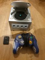 Nintendo GameCube Qoob Pro, Spelcomputers en Games, Spelcomputers | Nintendo GameCube, Ophalen of Verzenden, Zilver, Met 1 controller