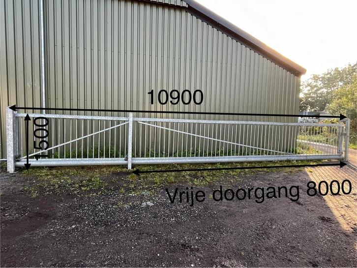 Uniek lange vrijdragende gegalvaniseerde Alura schuifpoort, Tuin en Terras, Tuinhekken en Hekwerk, Zo goed als nieuw, Spijlenhekwerk
