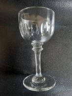 8 wijnglazen- portglazen-dessertglazen met olijfslijpsel, Antiek en Kunst, Antiek | Glas en Kristal, Ophalen of Verzenden