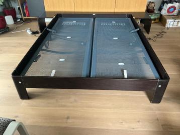 Auping 180x210x34 elektrisch  in bruin beschikbaar voor biedingen