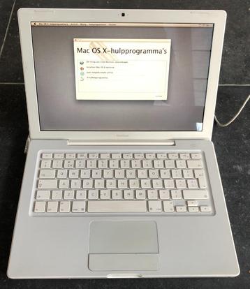 Apple MacBook wit - voor de liefhebber beschikbaar voor biedingen
