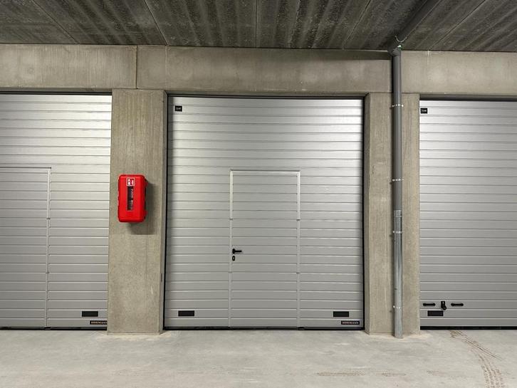 Te koop/huur nieuwe garagebox, opslagunit of -box, Zakelijke goederen, Bedrijfs Onroerend goed, Opslag of Loods, Koop