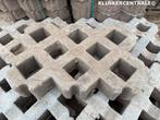 98m2 grijs kunsstof grastegels, bermblokken, grasdallen, Gebruikt, Verzenden, Bij dit gebruikte product niet meer te achterhalen.