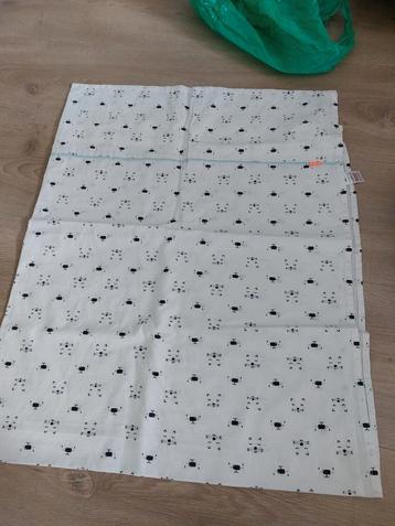 3 lakentjes, nooit gebruikt beschikbaar voor biedingen