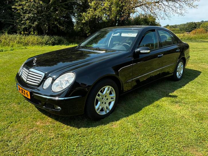 Mercedes-Benz E220 CDI Sedan Automaat 2006 Youngtimer, Auto's, Mercedes-Benz, Particulier, E-Klasse, ABS, Airbags, Airconditioning