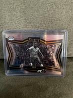 Pele 2024-25 Select FIFA Silver Prizm #250, Ophalen of Verzenden, Zo goed als nieuw, Overige sporten, Spelerskaart