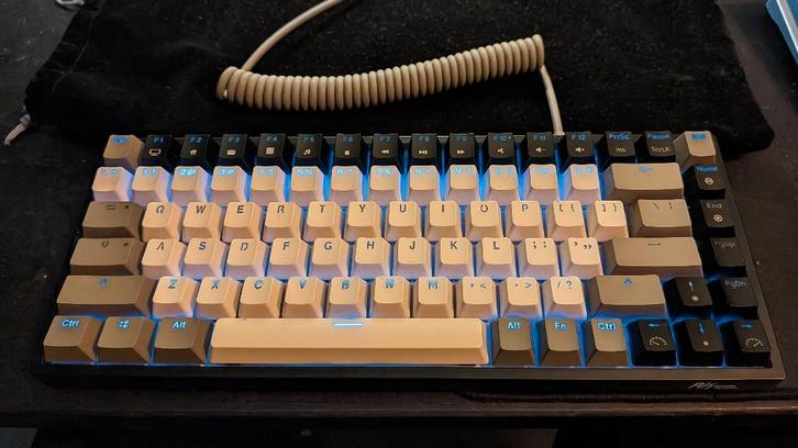 Custom Royal Kludge RK84 75% Mechanisch RGB Toetsenbord, Computers en Software, Toetsenborden, Gebruikt, Qwerty, Bedraad, Ergonomisch