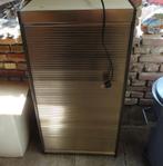 Kastje met rolluik, 3 legplanken en elektra, Huis en Inrichting, Kasten | Roldeurkasten en Archiefkasten, Ophalen, Gebruikt, 100 tot 150 cm