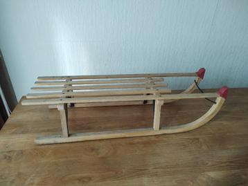 Hele nette houten slee slede 1 meter lang 32 cm breed beschikbaar voor biedingen