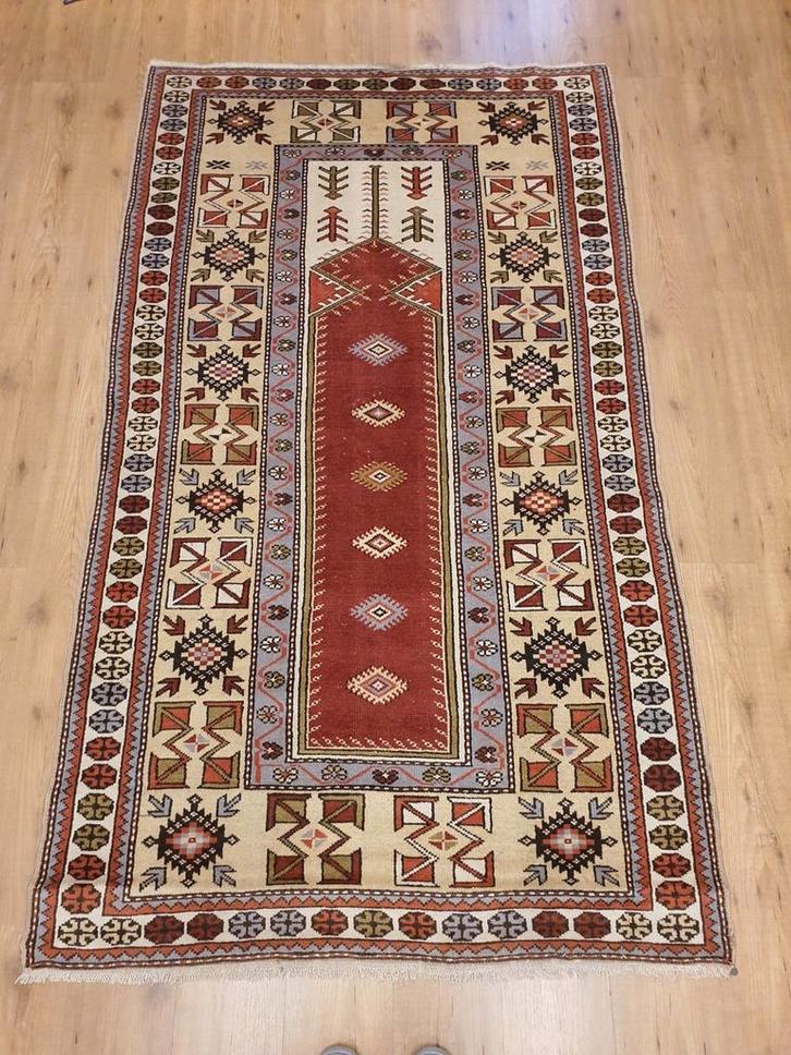 Vintage handgeknoopt oosters tapijt milas 220x126, Huis en Inrichting, Stoffering | Tapijten en Kleden, Gebruikt, 100 tot 150 cm