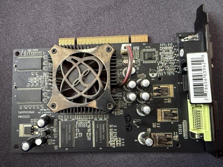 Grafische kaart nVidia NV34 GeForce FX5200 256MB DDR, Computers en Software, Videokaarten, Gebruikt, DVI, VGA, Ophalen of Verzenden