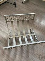 Metalen Krantenbak / Houtbak, Huis en Inrichting, Gebruikt, Overige soorten, Ophalen of Verzenden, Vrijstaand
