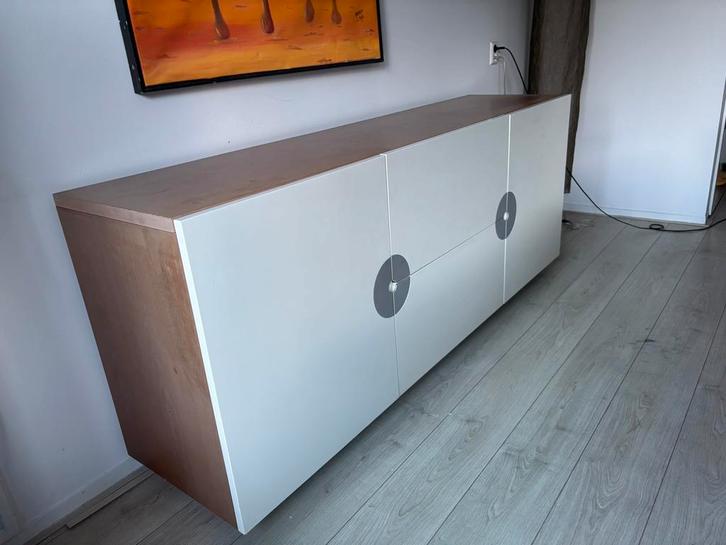 Castelijn dressoir design disc, Huis en Inrichting, Kasten | Dressoirs, Gebruikt, 150 tot 200 cm, 25 tot 50 cm, Met lade(s), Met deur(en)