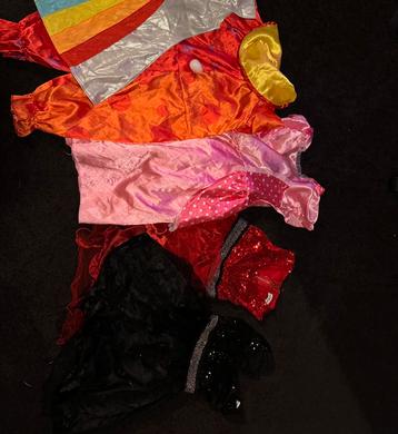 Verkleedkleren beschikbaar voor biedingen