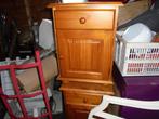 nachtkastjes, Ophalen, Zo goed als nieuw, Hout