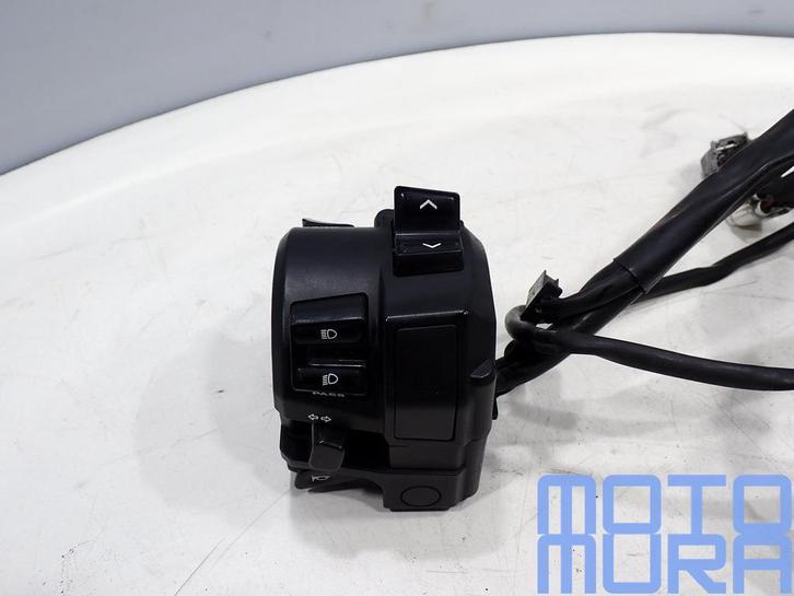 Stuurschakelaar links voor de Yamaha MT 09 Tracer 2015 - 201, Motoren, Onderdelen | Yamaha, Gebruikt, Ophalen of Verzenden