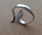 zilveren slangen ring [920], Verzenden, Zo goed als nieuw, 17 tot 18, Dame
