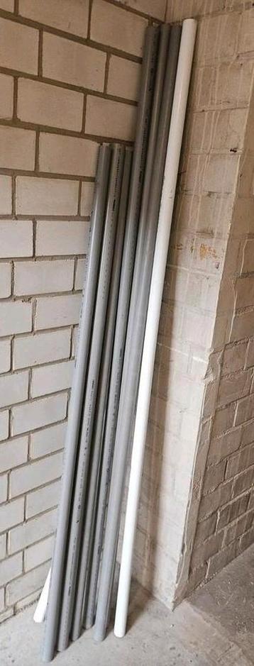 PVC Afvoerbuizen - Diverse Lengtes beschikbaar voor biedingen