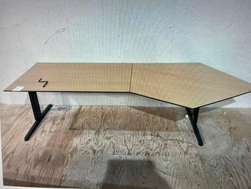 Hoekbureau hoogte verstelbaar 65-85 cm buro120x80cm esdoorn