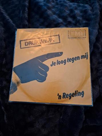 Drukwerk - je loog tegen mij - 'n regeling beschikbaar voor biedingen