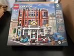 Lego 10264 Corner Garage, Kinderen en Baby's, Speelgoed | Duplo en Lego, Ophalen of Verzenden, Nieuw, Complete set, Lego