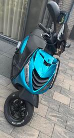 Zip 70cc, Fietsen en Brommers, Scooters | Piaggio, Ophalen, Zo goed als nieuw, Tweetakt, Zip
