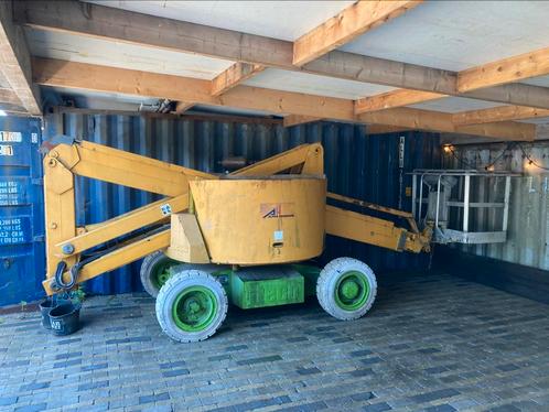 Hoogwerker diesel, Doe-het-zelf en Verbouw, Steigers, Gebruikt, Minder dan 2 meter, Ophalen
