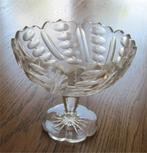 Antiek kristallen schaaltje op voet met olijfslijpsel, Antiek en Kunst, Ophalen of Verzenden