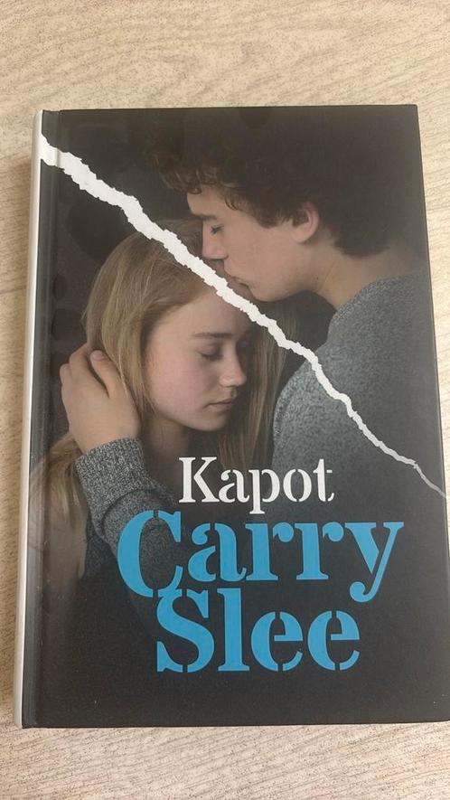 Carry Slee - Kapot, Boeken, Kinderboeken | Jeugd | 13 jaar en ouder, Zo goed als nieuw, Ophalen of Verzenden