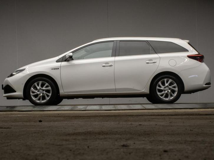 Toyota Auris Touring Sports 1.8 Hybrid Dynamic Go Sport (NAV, Auto's, Toyota, Bedrijf, Te koop, Auris, ABS, Achteruitrijcamera