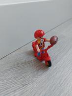 Playmobil 6805 jongen met step en rugby bal! Compleet!!, Complete set, Ophalen of Verzenden, Zo goed als nieuw