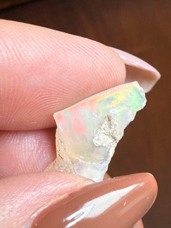 Super leuke welo opaal: €10,-, Verzamelen, Mineralen en Fossielen, Ophalen of Verzenden