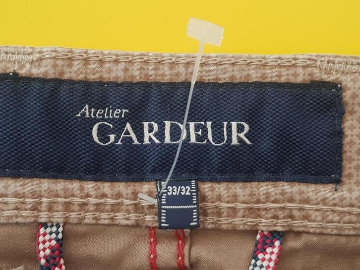 GARDEUR  Pantalon met beige kelur maat 32 / 32, Kleding | Heren, Broeken en Pantalons, Nieuw, Overige maten, Beige, Verzenden