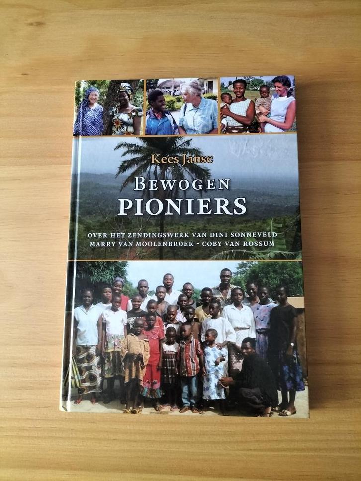 Kees Janse Bewogen Pioniers, Boeken, Godsdienst en Theologie, Zo goed als nieuw, Christendom | Protestants, Ophalen of Verzenden