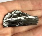 Initial D Auto ae86 Enamel Pin anime game speld, Verzenden, Nieuw, Plaatje, Poster of Sticker
