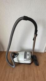 Miele Stofzuiger 2200 Watt, Witgoed en Apparatuur, Stofzuigers, Gebruikt, Stofzuiger, 2000 watt of meer, Ophalen