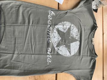 Groen Sensi Wear T-shirt met Ster - Maat S beschikbaar voor biedingen