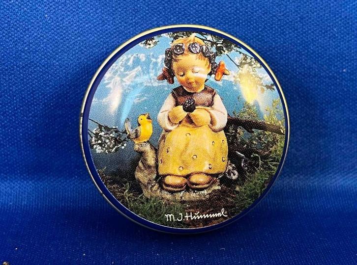 Twee pillendoosjes van Hummel, Verzamelen, Beelden en Beeldjes, Zo goed als nieuw, Hummel, Ophalen of Verzenden