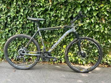 Mountainbike, SHIMANO 24V, voorvering 3x gebruikt! beschikbaar voor biedingen