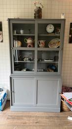 Havsta vitrinekast IKEA grijs met plint, Huis en Inrichting, 50 tot 100 cm, Glas, 25 tot 50 cm, Zo goed als nieuw