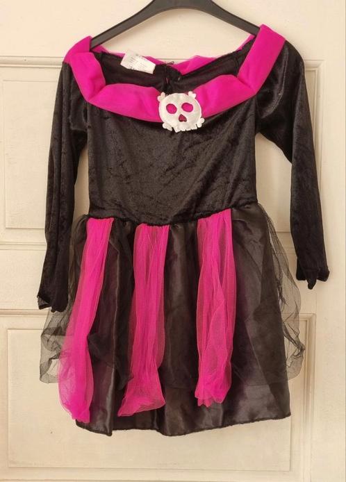 Zwart met roze heksenjurk scull prinsessen jurk mt 104-116, Kinderen en Baby's, Carnavalskleding en Verkleedspullen, Zo goed als nieuw