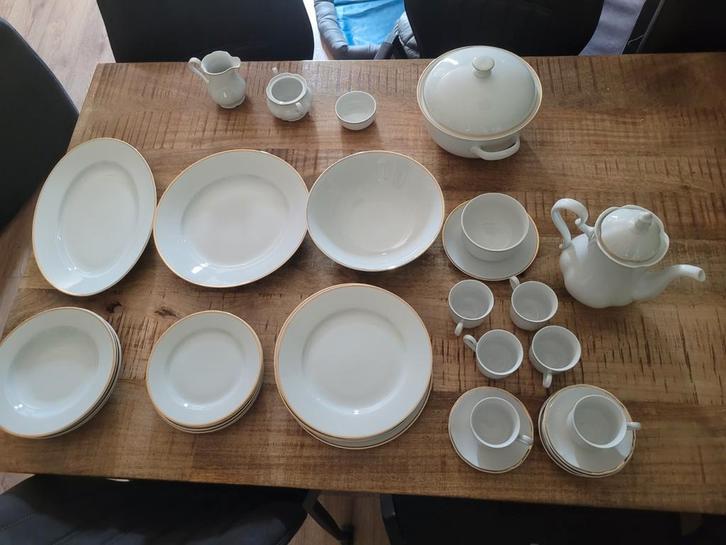 42 delig servies, Antiek en Kunst, Antiek | Servies compleet, Ophalen of Verzenden